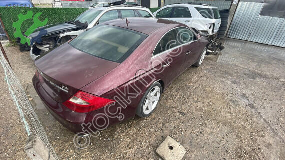 Mercedes-Benz CLS Komple Ön çıkma parça