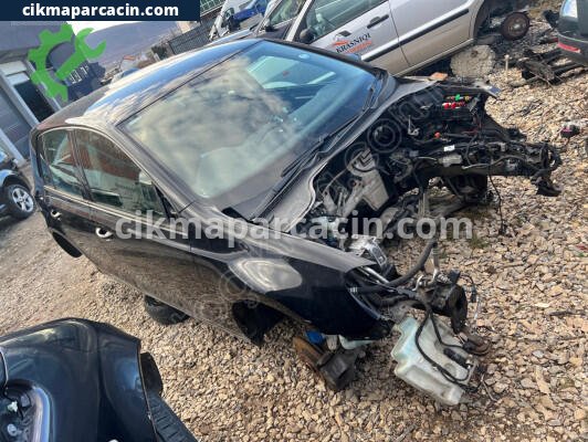 Volkswagen Golf Sağ Şasi çıkma parça