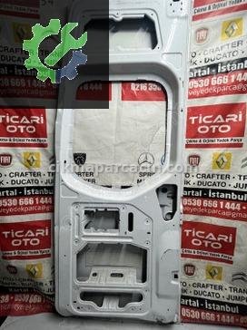Mercedes-Benz Sprinter Bagaj Kapağı çıkma parça
