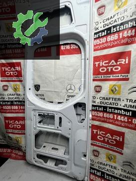 Yeni Mercedes Sprinter Sağ Arka Çıkma Orjinal Bagaj Kapağı