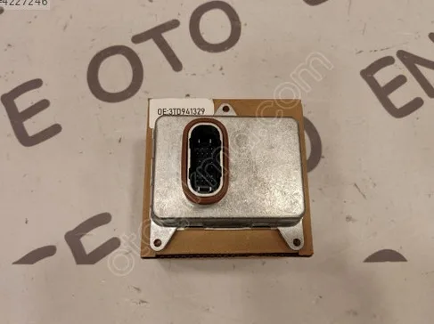 Skoda Rapid Far Beyni 3TD941329 çıkma parça