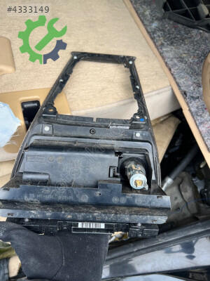BMW X3 Küllük çıkma parça