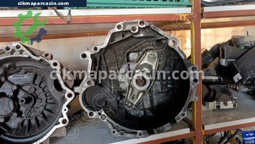 Audi A4 Şanzıman Komple çıkma parça