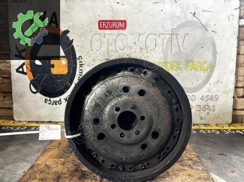 Volkswagen Bora Volant 027105273D çıkma parça
