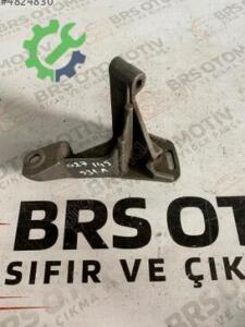 027145531A  VW Corrado-Golf, Scirocco-Beetle Motor Bağlantı Kulak