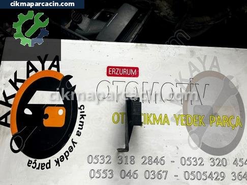 Mitsubishi L200 Röle çıkma parça