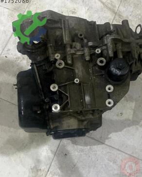 Volkswagen Golf Şanzıman Komple 02E300016AX çıkma parça