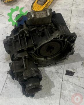 Volkswagen Golf Şanzıman Komple 02E300043K çıkma parça