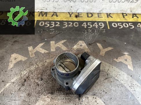Volkswagen Bora Gaz Kelebeği 036133062M çıkma parça