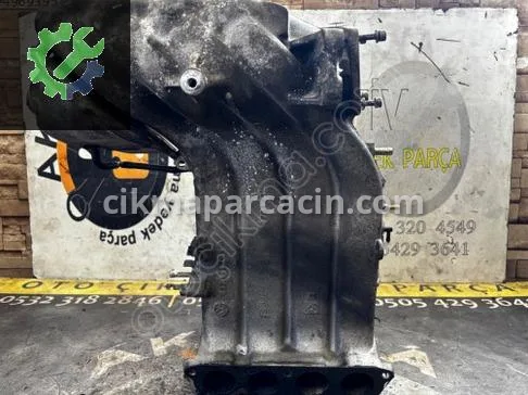 Volkswagen Polo Emme Manifoldu 037133205A çıkma parça