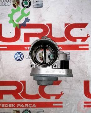 Volkswagen Golf Gaz Kelebeği 038128063G çıkma parça