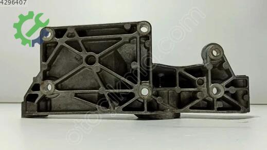 Seat Ibiza Motor Braketi 038903139AG çıkma parça