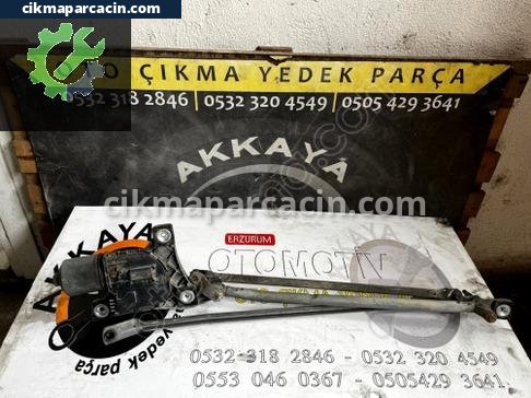 Volvo C70 Silecek Motoru çıkma parça