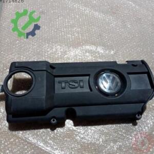 Volkswagen Golf Motor Kapağı 03C103925AM Sökme Çıkma
