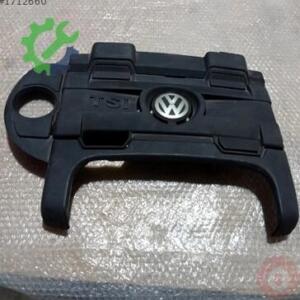 Volkswagen Golf 2014-2018 Motor Kapağı Çıkma - 03C103925BF