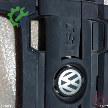Volkswagen Golf Motor Kapağı 03C103925BF çıkma parça
