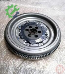 Volkswagen Caddy Volant 03C105266F Sökme Çıkma