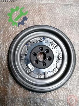 Volkswagen Caddy Volant 03C105266F çıkma parça