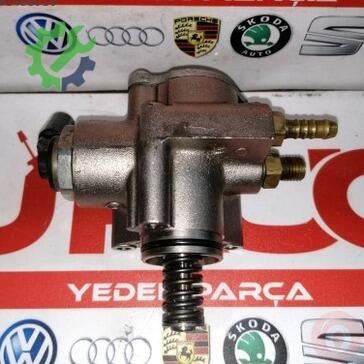Volkswagen Golf Yakıt Pompası 03C127025R çıkma parça