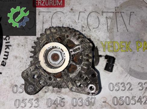 Volkswagen Passat Şarj Dinamosu 03C903023B çıkma parça