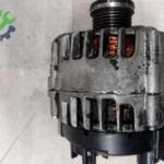 Volkswagen Passat Orijinal Çıkma Şarj Dinamosu 03C903025D