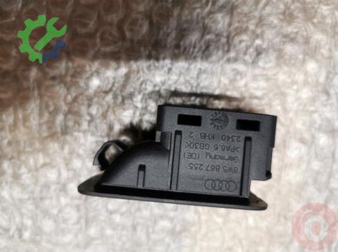 Audi A4 Cam 03F919501B çıkma parça