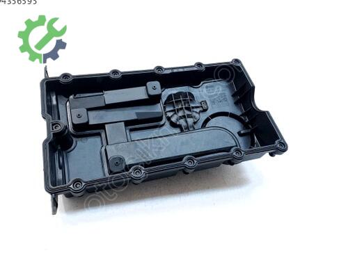 Volkswagen Golf Külbütör Kapağı 03G103475 çıkma parça
