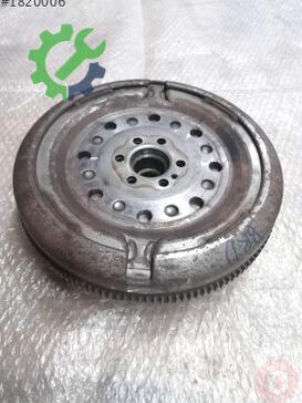 Volkswagen Golf Volant 03G105266B çıkma parça