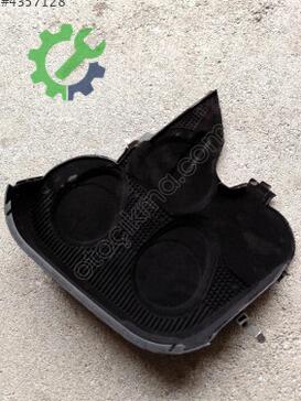 Volkswagen Golf Triger Kapağı 03G109107 çıkma parça