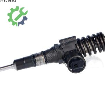 Audi A3 Enjektör 03G130073B çıkma parça