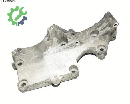 Volkswagen Golf Motor Braketi çıkma parça