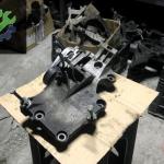 03G903143A Golf Caddy Passat Alternatör Braketi Orijinal