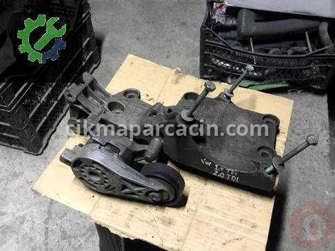 Volkswagen Golf Motor Braketi 03G903139A çıkma parça
