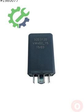 Volkswagen Golf Röle 03G907282 çıkma parça