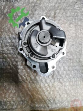 Volkswagen Passat Yağ Pompası 03H115105H çıkma parça