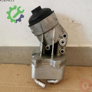 Volkswagen Passat Hava Filtresi Kutusu 03H115403AA çıkma parça