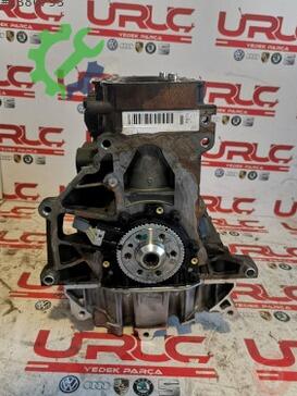Volkswagen Passat Blok 03L100104D çıkma parça