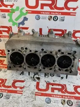 Volkswagen Passat Silindir Kapağı 03L103265A çıkma parça