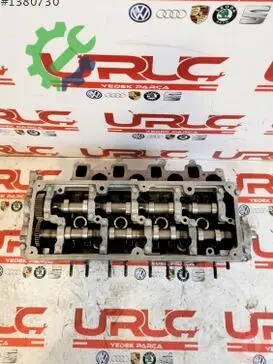 Volkswagen Passat Silindir Kapağı 03L103265A çıkma parça