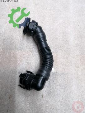 Volkswagen Jetta Hava Filtresi Hortumu 03L103493AL çıkma parça