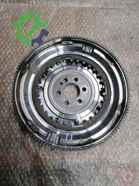 Volkswagen Jetta Volant 03L105266DP çıkma parça