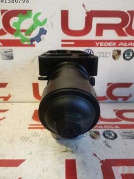 Volkswagen Passat Yağ Soğutucu 03L115389C çıkma parça