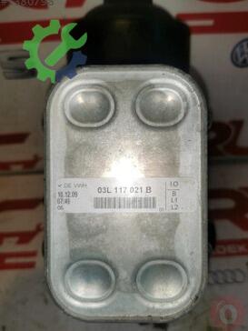 Volkswagen Passat Yağ Soğutucu 03L115389C çıkma parça