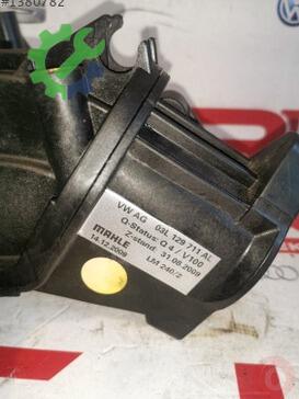 Volkswagen Passat Emme Manifoldu 03L129711AL çıkma parça