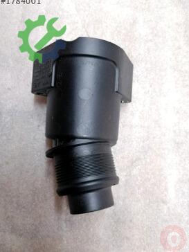 Volkswagen Jetta Turbo Hortumu 03L131111Q çıkma parça