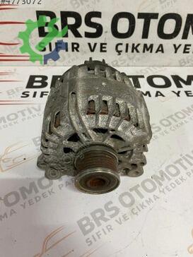 Volkswagen Passat Şarj Dinamosu 03L903023L çıkma parça