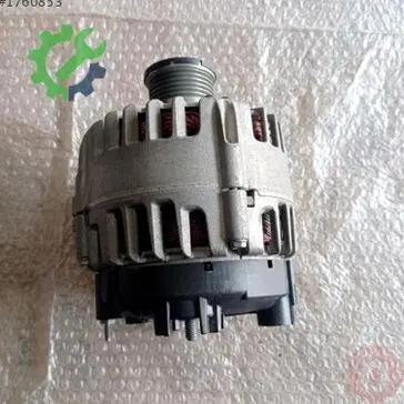 Volkswagen Passat Şarj Dinamosu 03L903023L çıkma parça