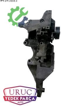 Audi A3 Motor Braketi 03L903143K çıkma parça