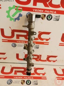 Volkswagen Passat Dolum Boğazı 03N130093A çıkma parça