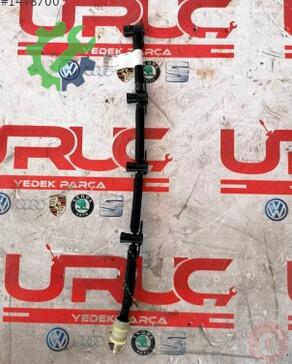Volkswagen Passat Dolum Boğazı 03N130235A çıkma parça